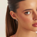 ARGOLA RETANGULAR COM TRÊS FILEIRAS DE ZIRCÔNIAS