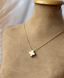 COLAR TREVO BRANCO I INSPIRAÇÃO VAN