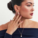 COLAR COM PINGENTE NAVETE, PÉROLA SHELL E ZIRCÔNIAS