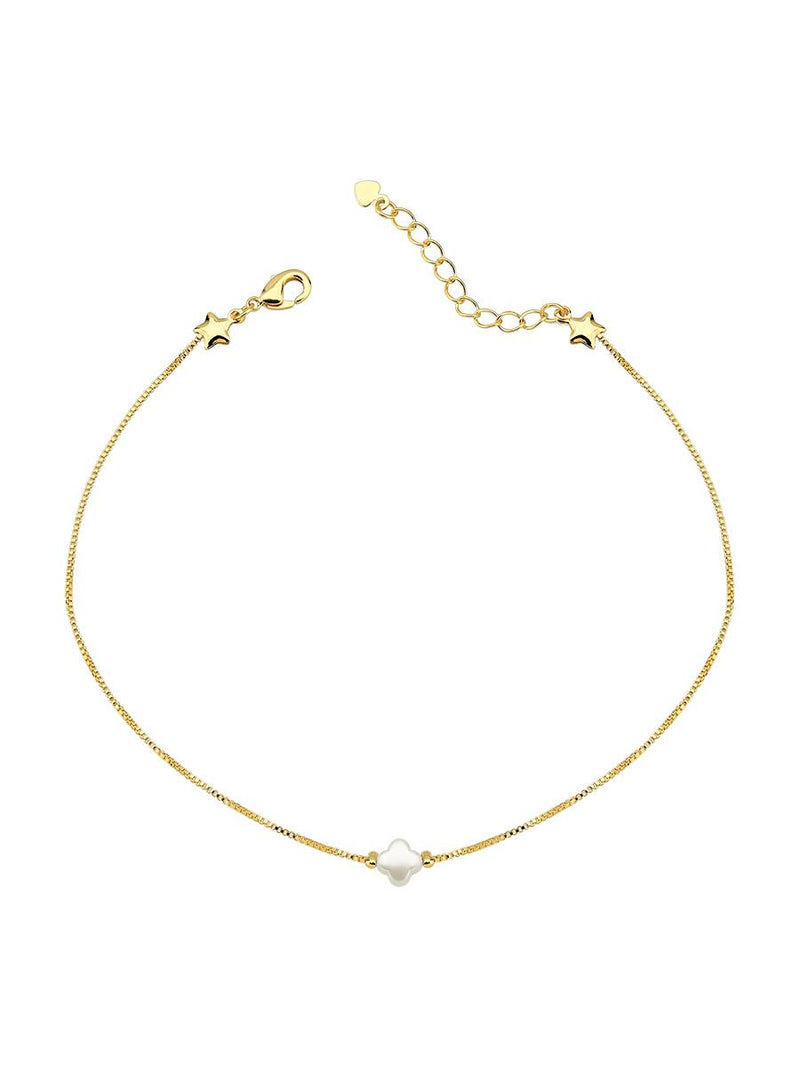 TORNOZELEIRA COM TREVINHO EM PÉROLA E ESTRELINHAS