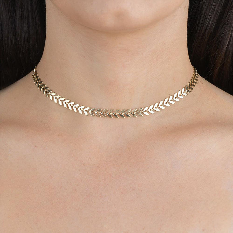 CHOKER FOLHINHAS LISAS